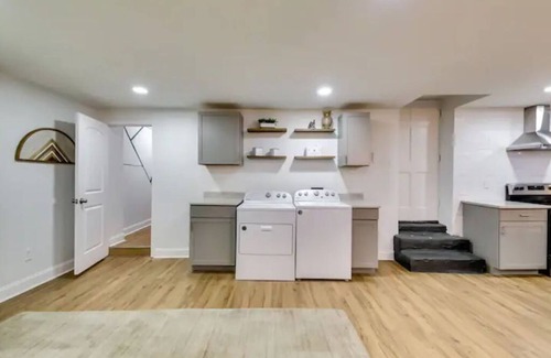 Church Street House | ATL-Multi Home 2 Homes Listing-Sleeps 26