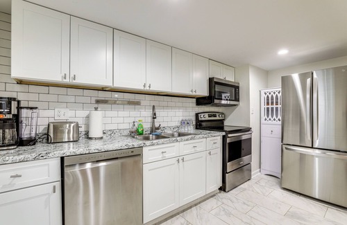 Chamblee Apartment | Atlanta Area Apt Near Hospitals, Great for Nurses!
