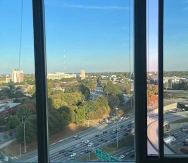 Peachtree Center Apartment | Atlanta City View Highrise