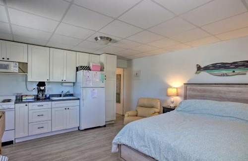 Atlantic Beach Apartment | Atlantic Beach Studio with Community Pool!