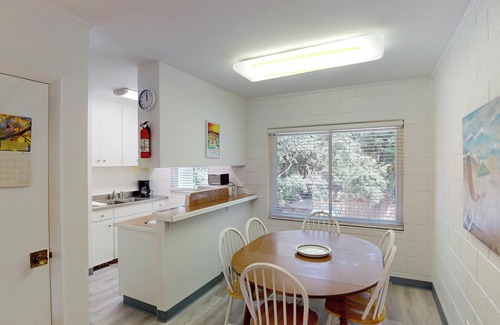 Jekyll Island Apartment | ATLANTIC BREEZE #5 2 bedrooms, 2 bathrooms