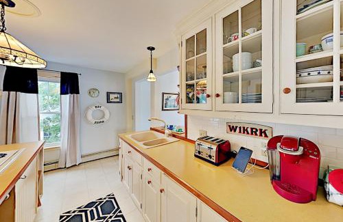 Boothbay Harbor House | Atlantic Gardens