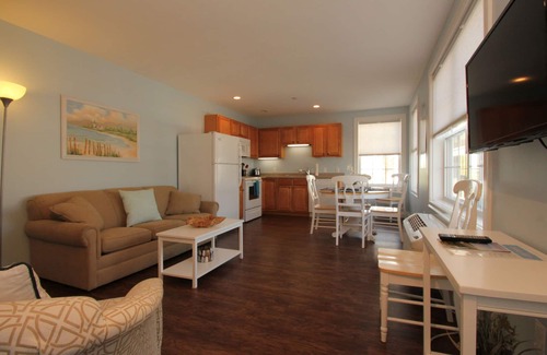 Old Orchard Beach Condo | Atlantic Ocean Suites - Sand Piper Suite 9