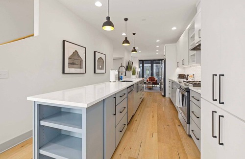 Downtown House | Atlas - Trailhead Mews - Optional BlakeSt Access