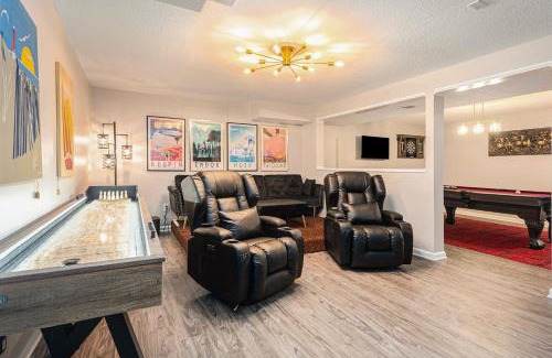 Muskegon House | ATLAS - Whole House - 5BR 2BA - Hot Tub - Game Rooms - Theater - Fenced Backyard