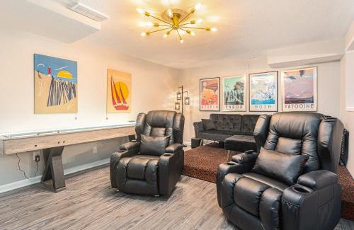 Muskegon House | ATLAS - Whole House - 5BR 2BA - Hot Tub - Game Rooms - Theater - Fenced Backyard
