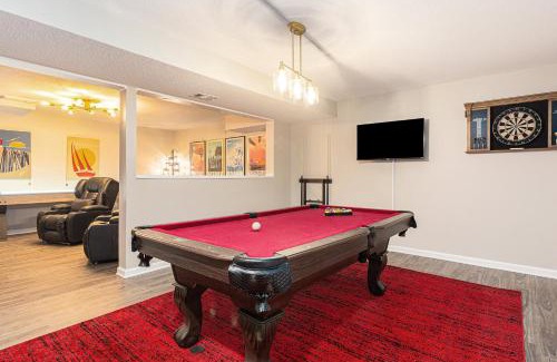Muskegon House | ATLAS - Whole House - 5BR 2BA - Hot Tub - Game Rooms - Theater - Fenced Backyard