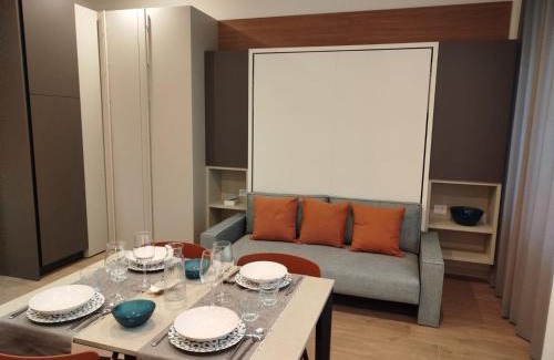 Municipio 2 Apartment | ATMOSFERE SUL VIALE - holiday home in Bari