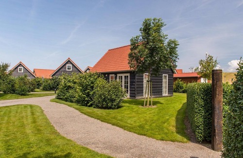 Wemeldinge House | Atmospheric and cozy Zeeland Cottage near the Oosterschelde!