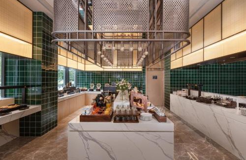 Huishan District Hotel | Atour Hotel Wuxi Huishan High-Speed Railway Station