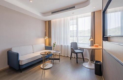 Bin Hu District Hotel | Atour Hotel Wuxi Yuantouzhu Scenic Area Qianrong Road