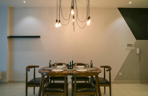 Petaling Jaya Apartment | Atria Sofo Suites Petaling Jaya