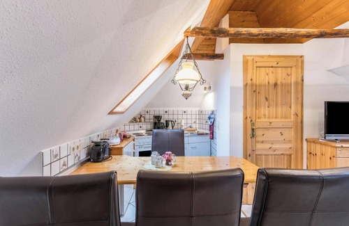 Wirdum Apartment | Attic Apartment “Adler” close to the Sea with Wi-Fi & Terrace