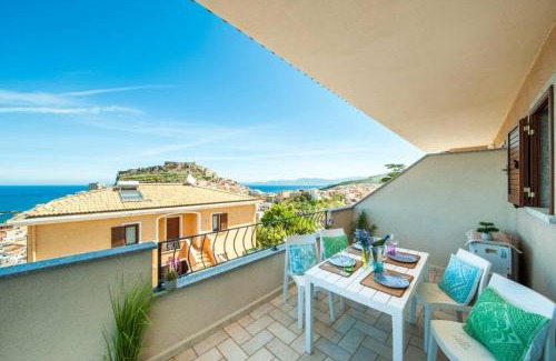 Castelsardo Historic Centre Apartment | Attico vista mare a Castelsardo con terrazzo panoramico