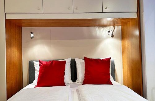 Pontresina Apartment | Attika - 85m2, Holz, Ausblick, mit Garage - ME17-A