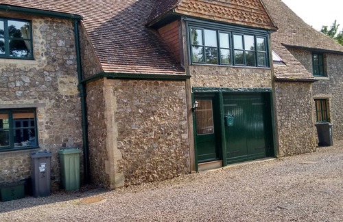 Lyme Regis House | Attractive former stables located on beautiful Victorian private country estate