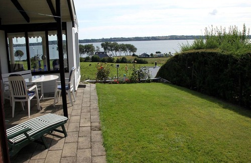 Aabenraa House | Attractive holiday home with sea views, winter garden, washing machine and Wi-Fi