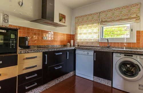 Las Jaras House | Attractive holiday home in Cordoba with terrace