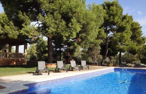 Calas de Mallorca Villa | Attractive, recently built, Mallorcan style property with splendid sea views.