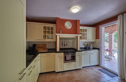 Nans-les-Pins Villa | Attractive villa on the Sainte Baume massif