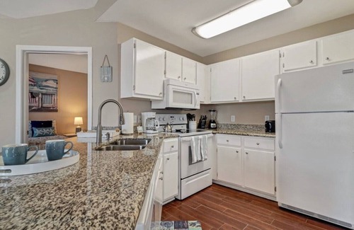 Gulf Shores Condo | Attractively furnished condo in a great location, just minutes to the beach.
