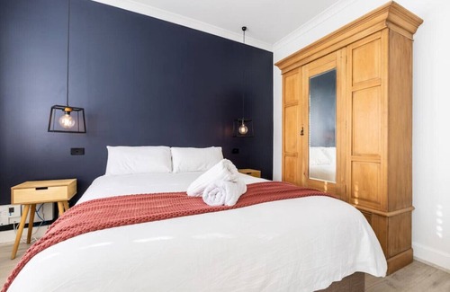 Golden Point Cabin | ‘Attunga’-1 min to Sovereign Hill, CBD, WiFi, bath