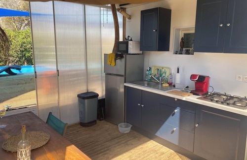 Beziers Ski Chalet | Atypical, set on the beach with direct access, swimming pool, barbecue, pets allowed