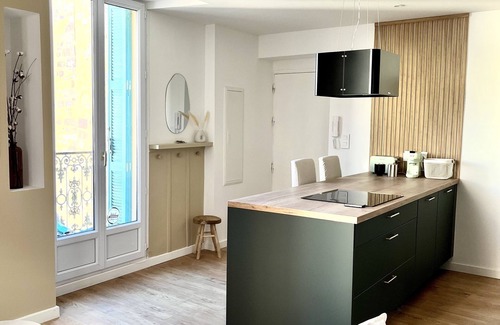 Hyeres City Centre Apartment | Au Cœur de Hyeres. Idéalement Situé. Appartement Confort, Idéal Pour les Couples