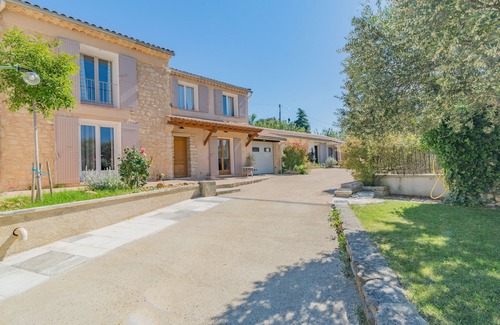 Beaumes-de-Venise House | Au Cœur de la Provence, Maison au Calme Entourée de Vignes à Beaumes-de-venise!