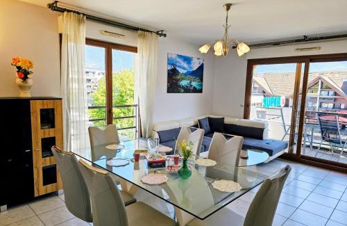 Saint-Jorioz Apartment | Au cœur de St Jorioz, spacieux appartement avec terrasse et vue montagne.