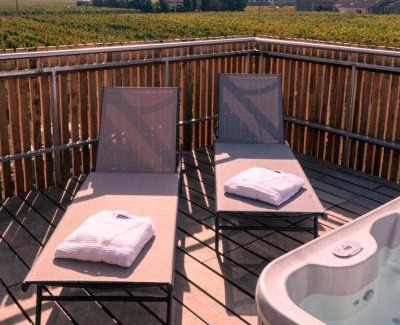 Saint-Sulpice-de-Faleyrens Apartment | Au Chai Bigaroux Saint-Emilion