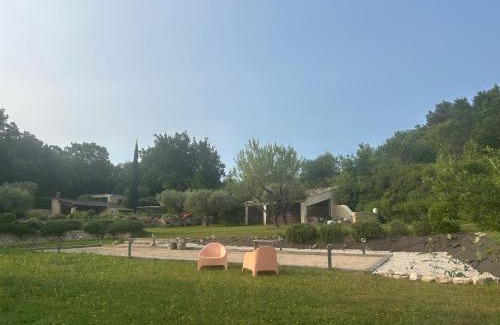 Saint-Didier Bed & Breakfast | Au Clair Ventoux B & B - SPA