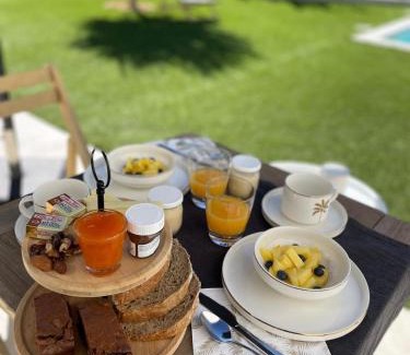 La Cadiere-d'Azur Bed & Breakfast | AU COIN DES LUQUETTES