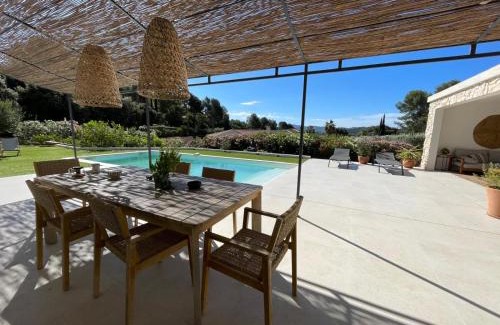 La Cadiere-d'Azur Bed & Breakfast | AU COIN DES LUQUETTES