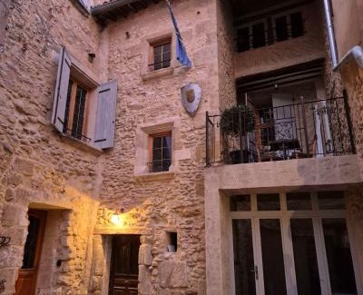 L'Isle-sur-la-Sorgue Apartment | Au Lys rose