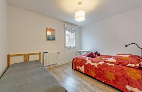 Plougastel-Daoulas Apartment | Au Pays des Fraises - Appt à proximité des plages