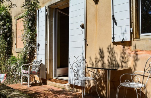 Saint-Paul-Trois-Chateaux House | Au Petit Château, village house in Saint-Paul-Trois-Châteaux