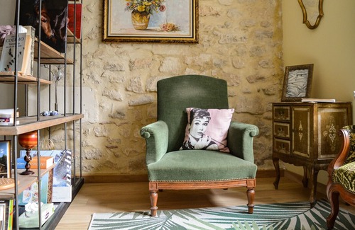 Saint-Paul-Trois-Chateaux House | Au Petit Château, village house in Saint-Paul-Trois-Châteaux