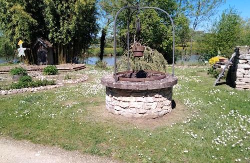 Aulx-les-Cromary Apartment | Au petit gravelot