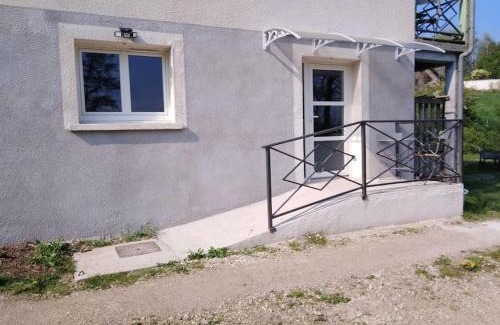 Aulx-les-Cromary Apartment | Au petit gravelot