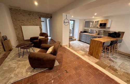 Langres Apartment | Au Petit LANGRES: Downtown house