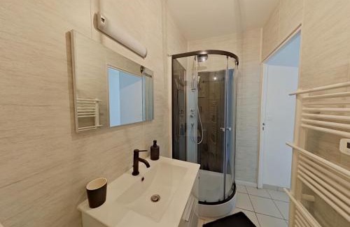 Chatellerault Apartment | Au ptit palais