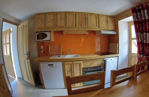 Nevache Apartment | Au Vialaou - Chez Yvonne