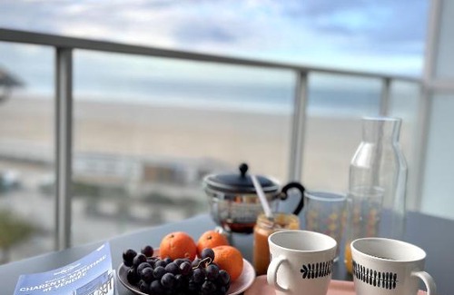 Saint-Jean-de-Monts Apartment | Au85, Bel appartement, vue océan, pied de la plage