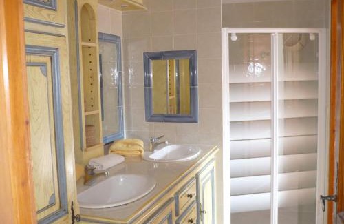 Entrechaux Hotel | Auberge d'Anais