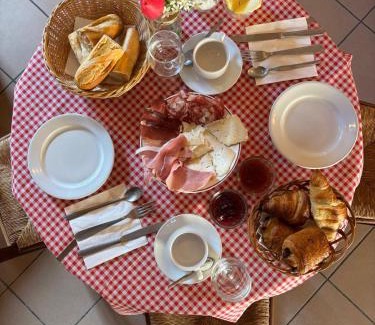 Clavans-en-Haut-Oisans Hotel | Auberge du Savel