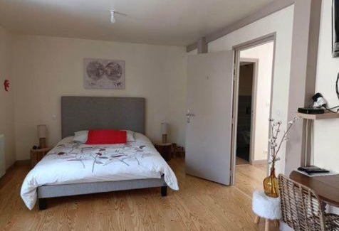 Saint-Projet-de-Salers Bed & Breakfast | Auberge du Pont