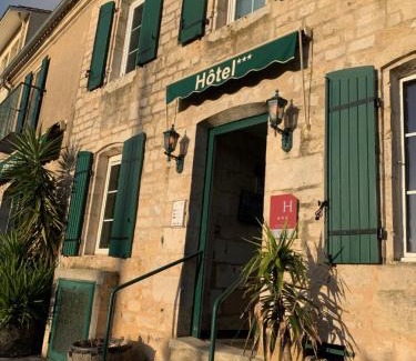 Blaye Hotel | AUBERGE DU PORCHE