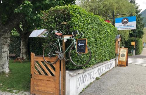 Allemond Hotel | Auberge La Douce Montagne
