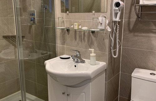Grandes-Bergeronnes Bed & Breakfast | Auberge La Rosepierre